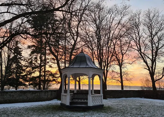 Lahe Гостевой дом 3*